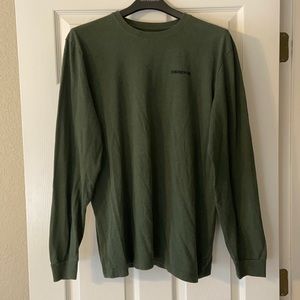 Green Patagonia long sleeve